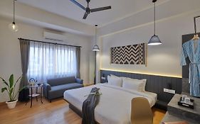 Poshtel Vns